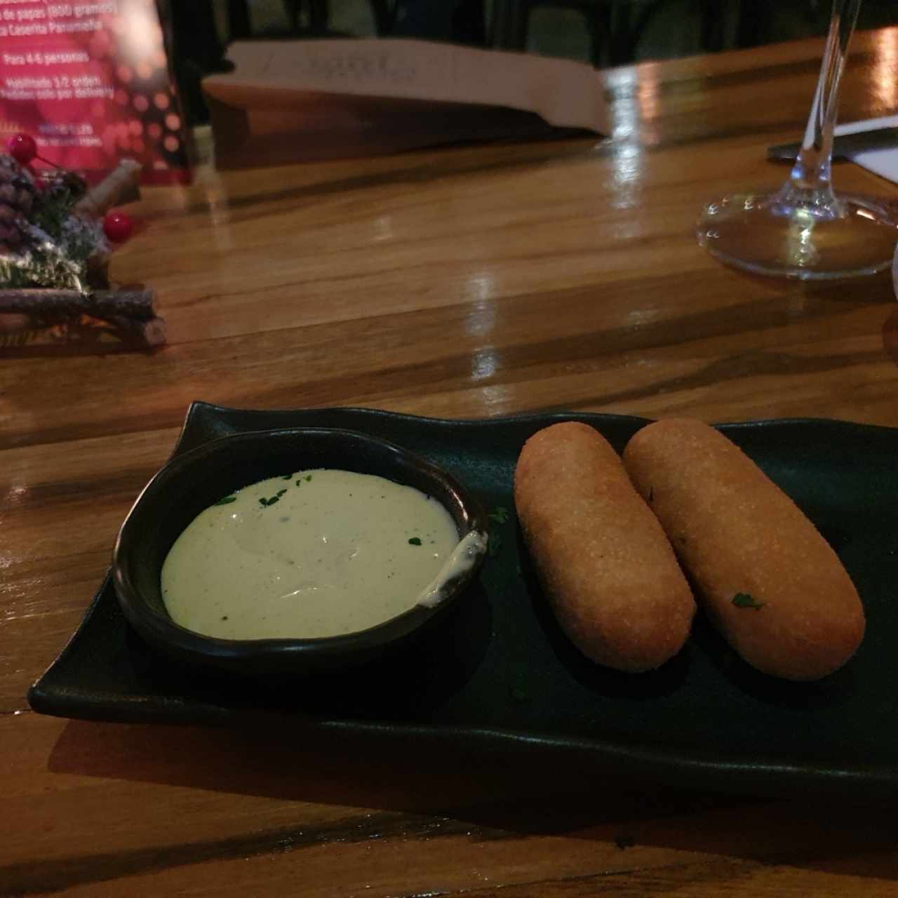 Croquetas cremosas de jamón ibérico de bellota