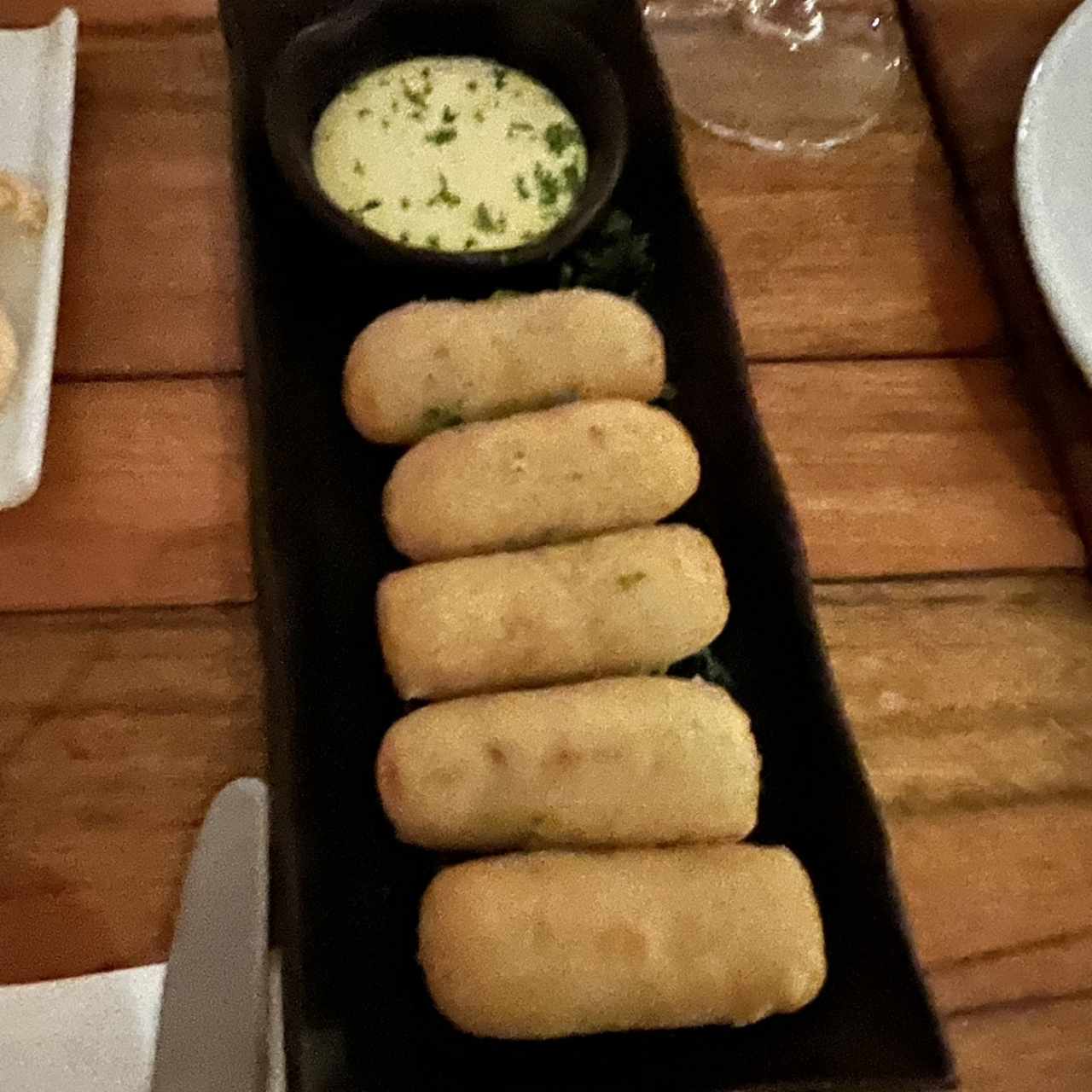 Croquetas cremosas de jamón ibérico de bellota