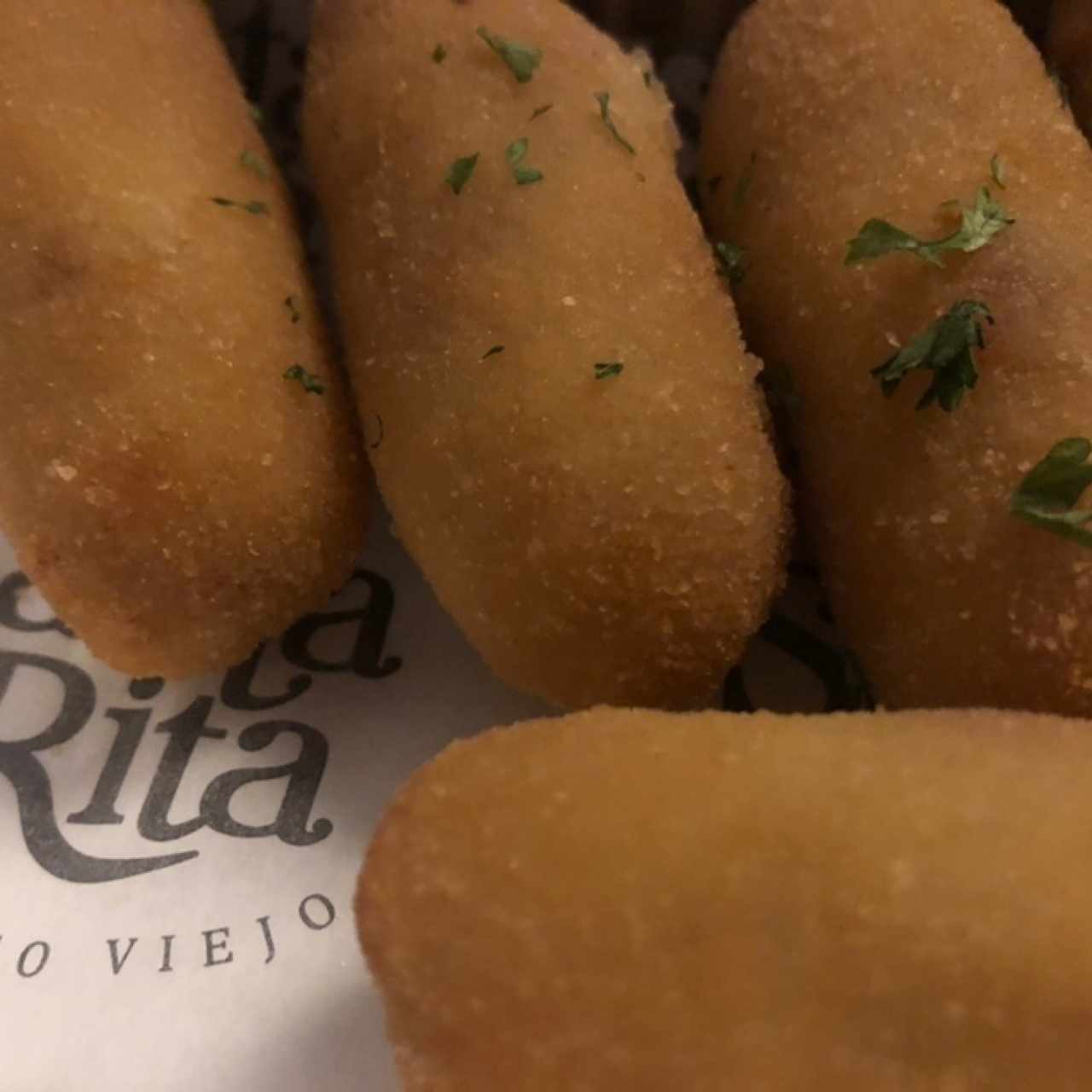 Croquetas cremosas de jamón ibérico de bellota