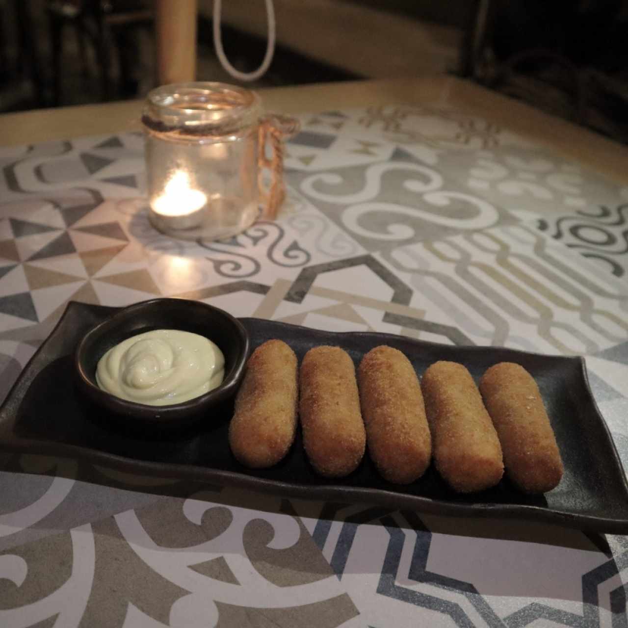 Croquetas cremosas de jamón ibérico de bellota