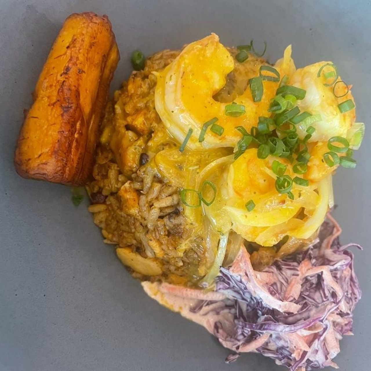 ONE POT FROM COLON (Smoky one-pot rice featuring shrimp, pork ribs & beans) with Coleslaw and Ripe