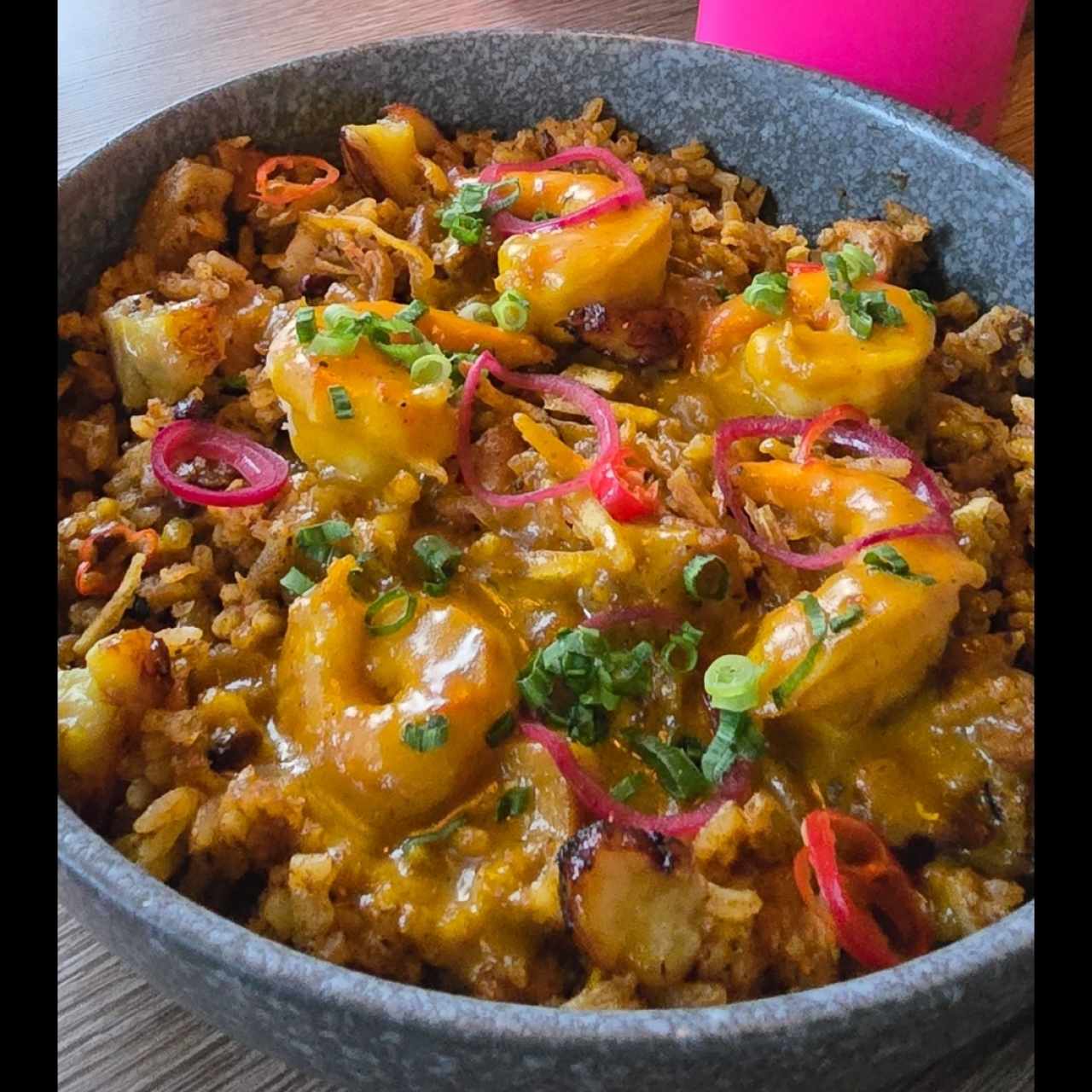 Porciones Grandes - One Pot Colonense
