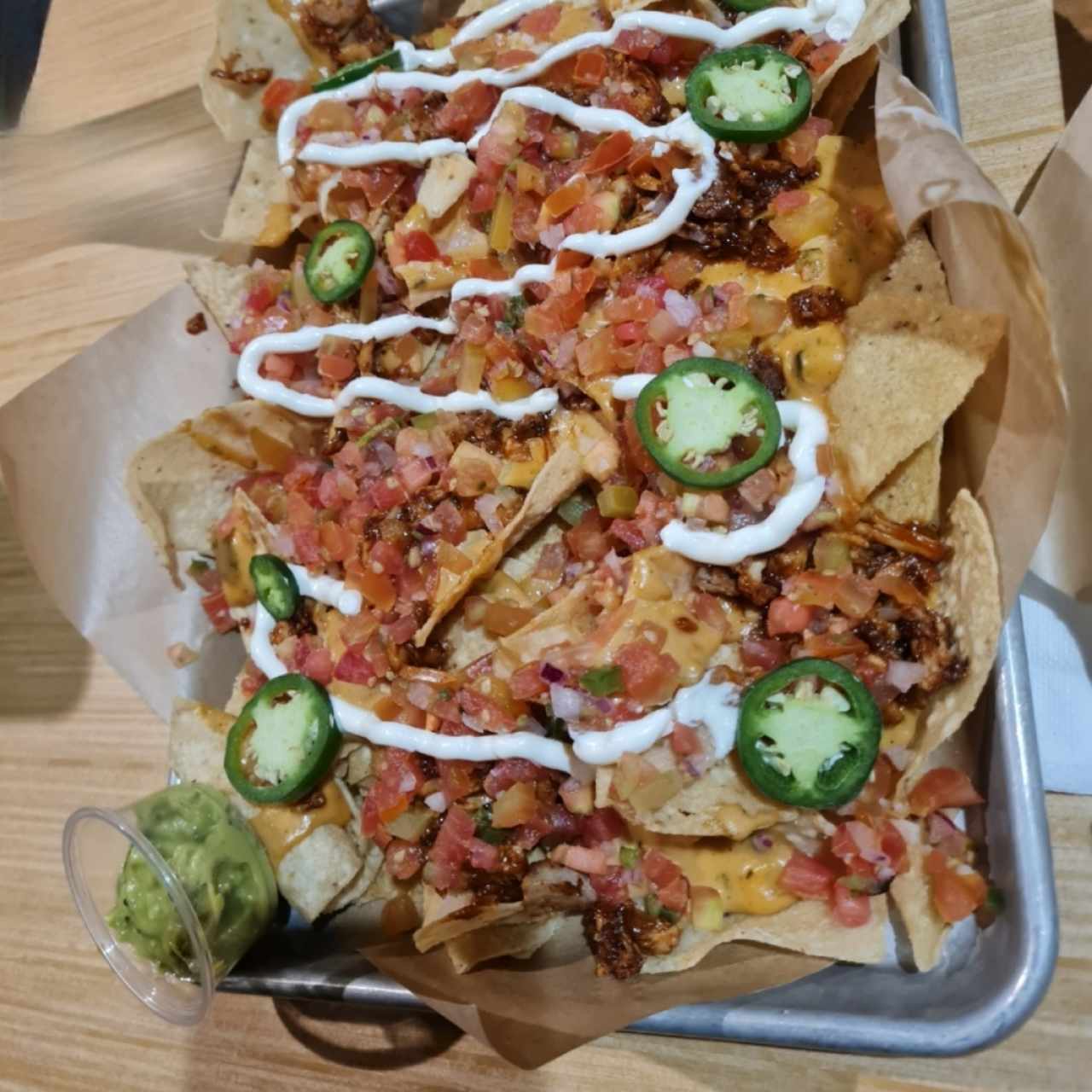 Para Compartir - Loaded Pork Nachos