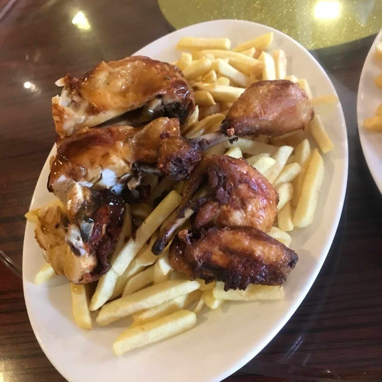 Medio Pollo con Papas fritas