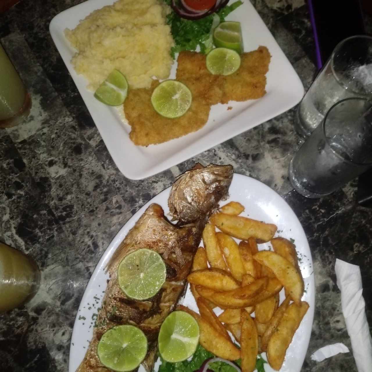 filete y corvina entera