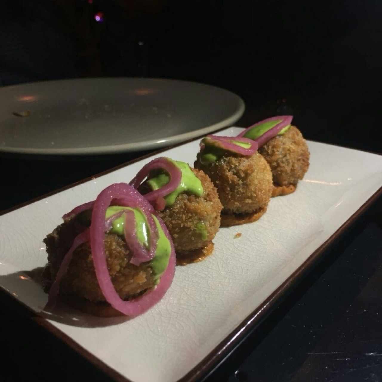 CROQUETAS DE PIERNA DE CORDERO ASADO