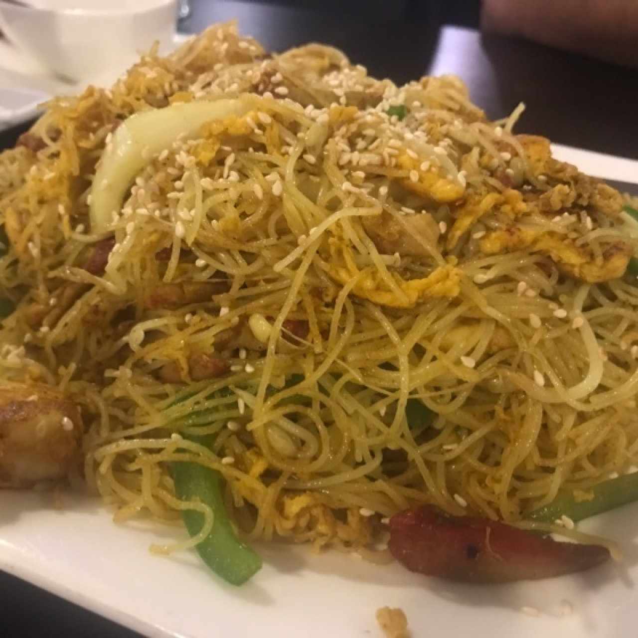 Fideos de arroz Singapur picante