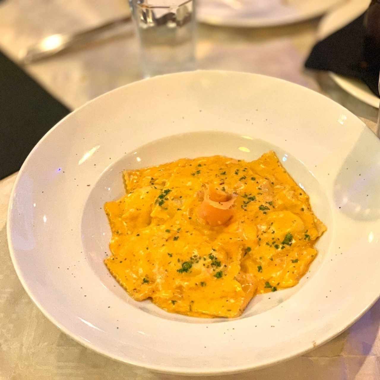 Ravioli de Salmón