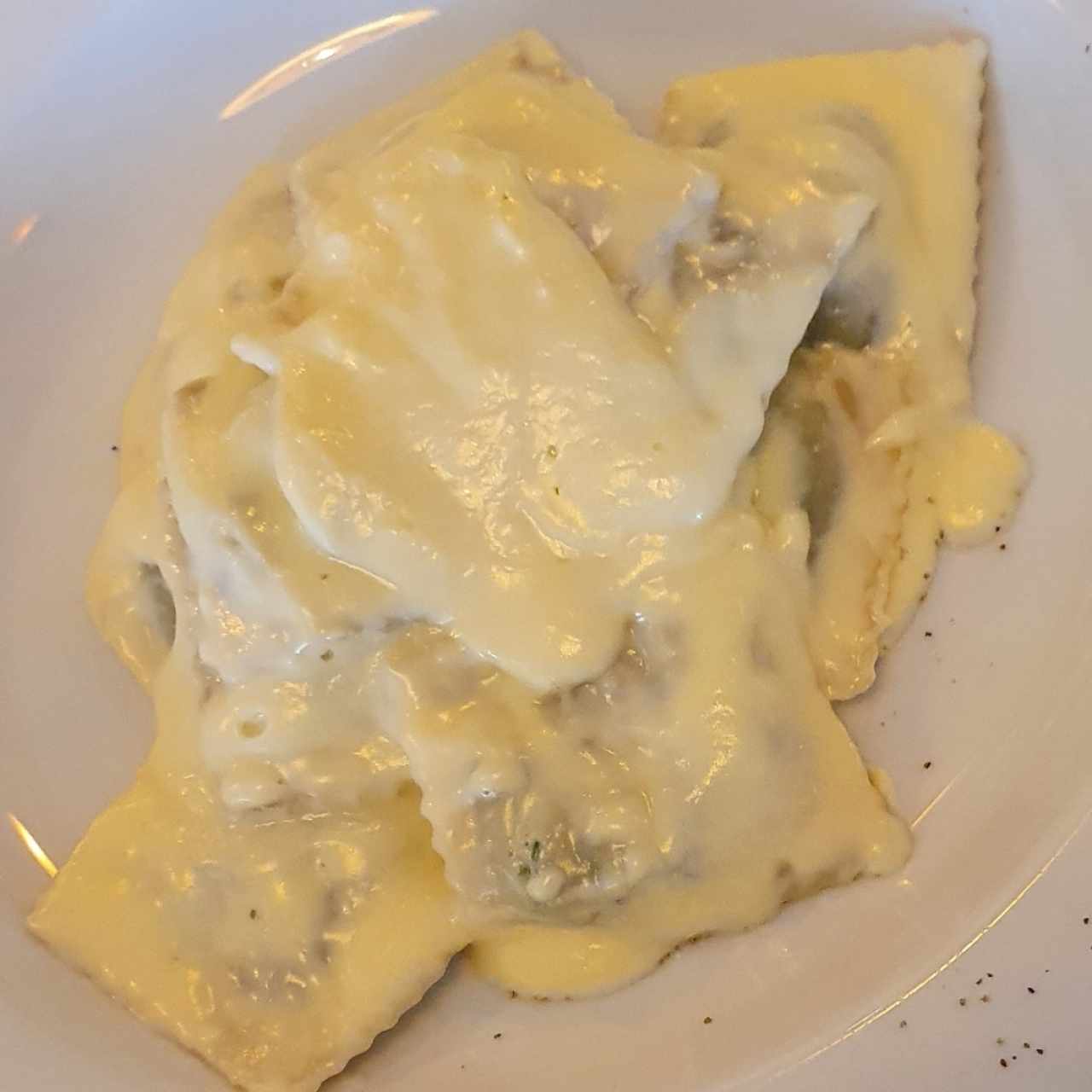 Di Ricotta e Spinaci Salsa Bianca