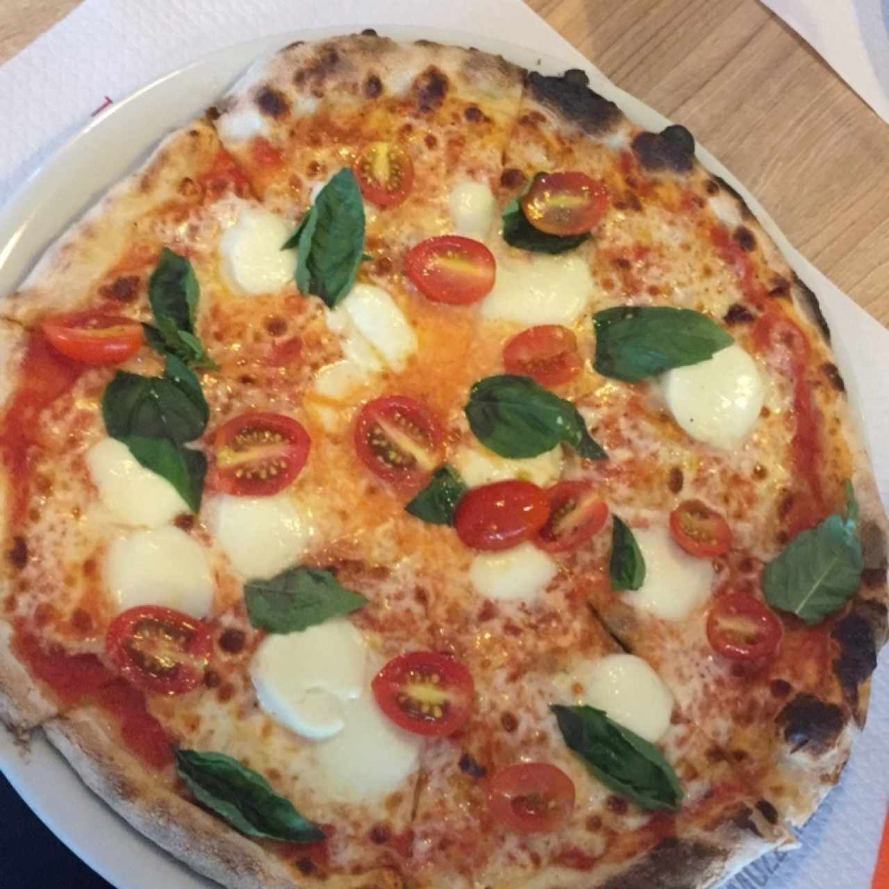 Pizza caprese