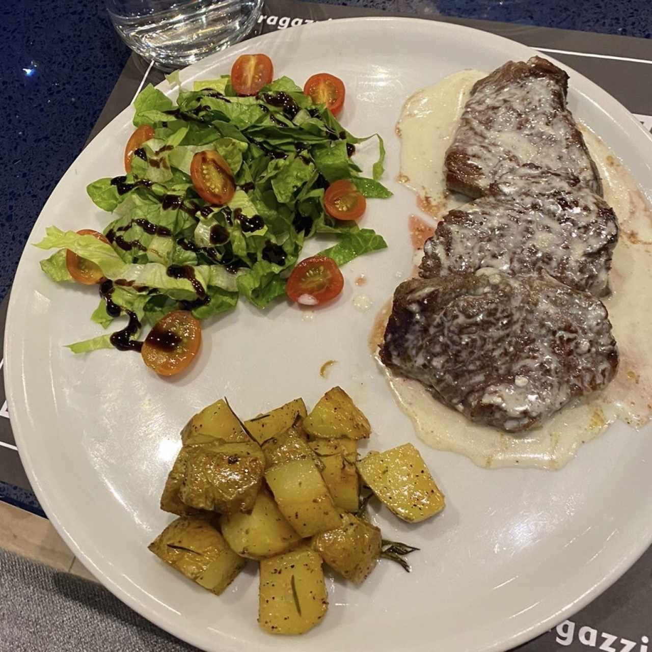 Tagliata di Filetto al Gorgonzola