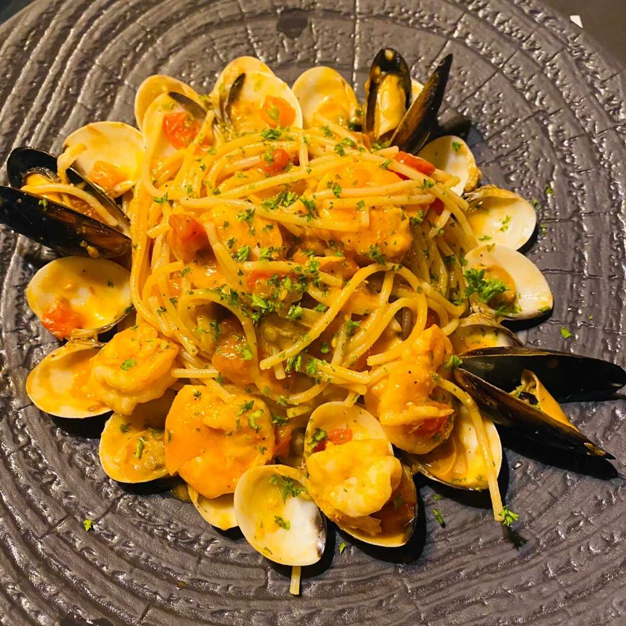 Pasta Tradizionale - Spaghettone Alla Pescatora