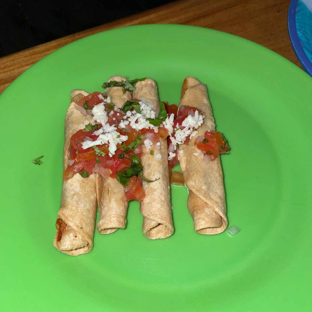 Flautas de Pollo (5 unidades)