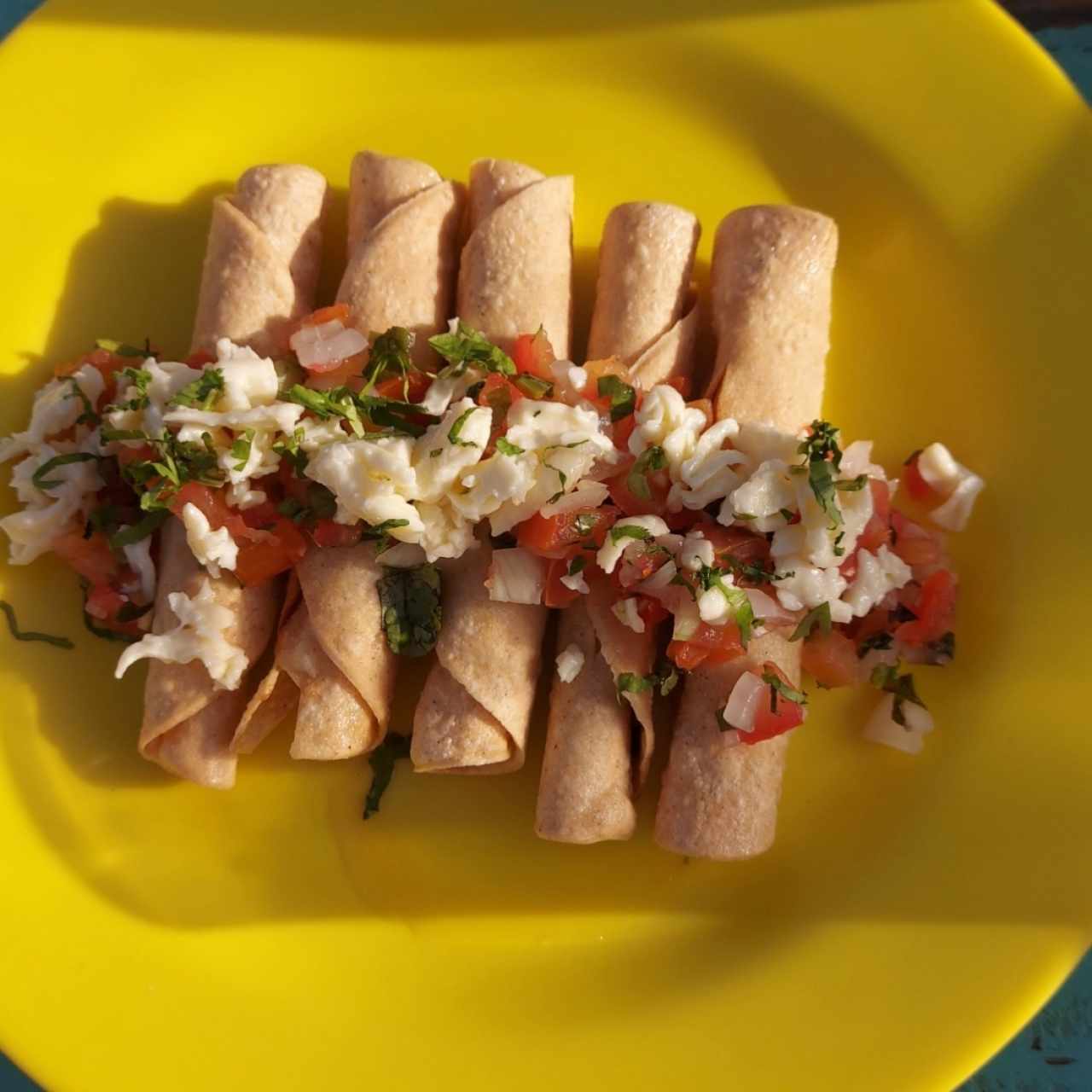 Flautas de Pollo (5 unidades)