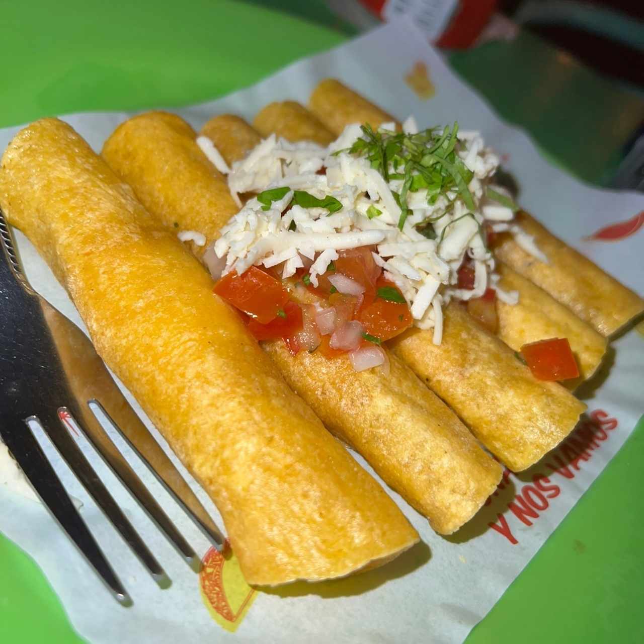 Flautas de Pollo (5 unidades)