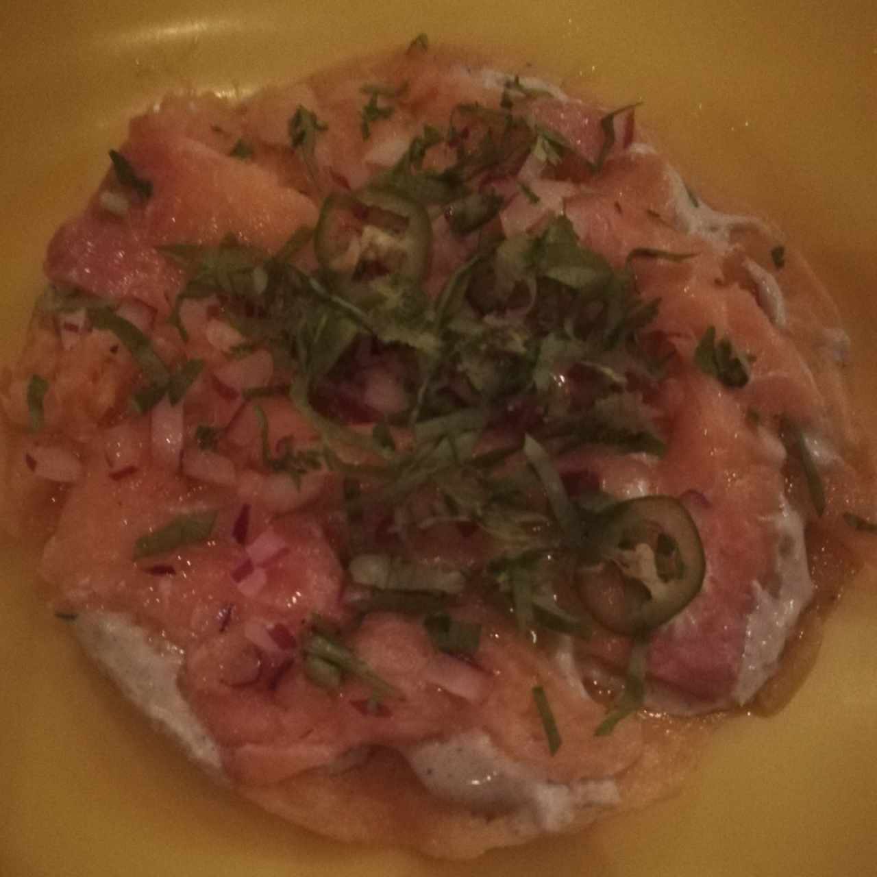 tostada de salmón 