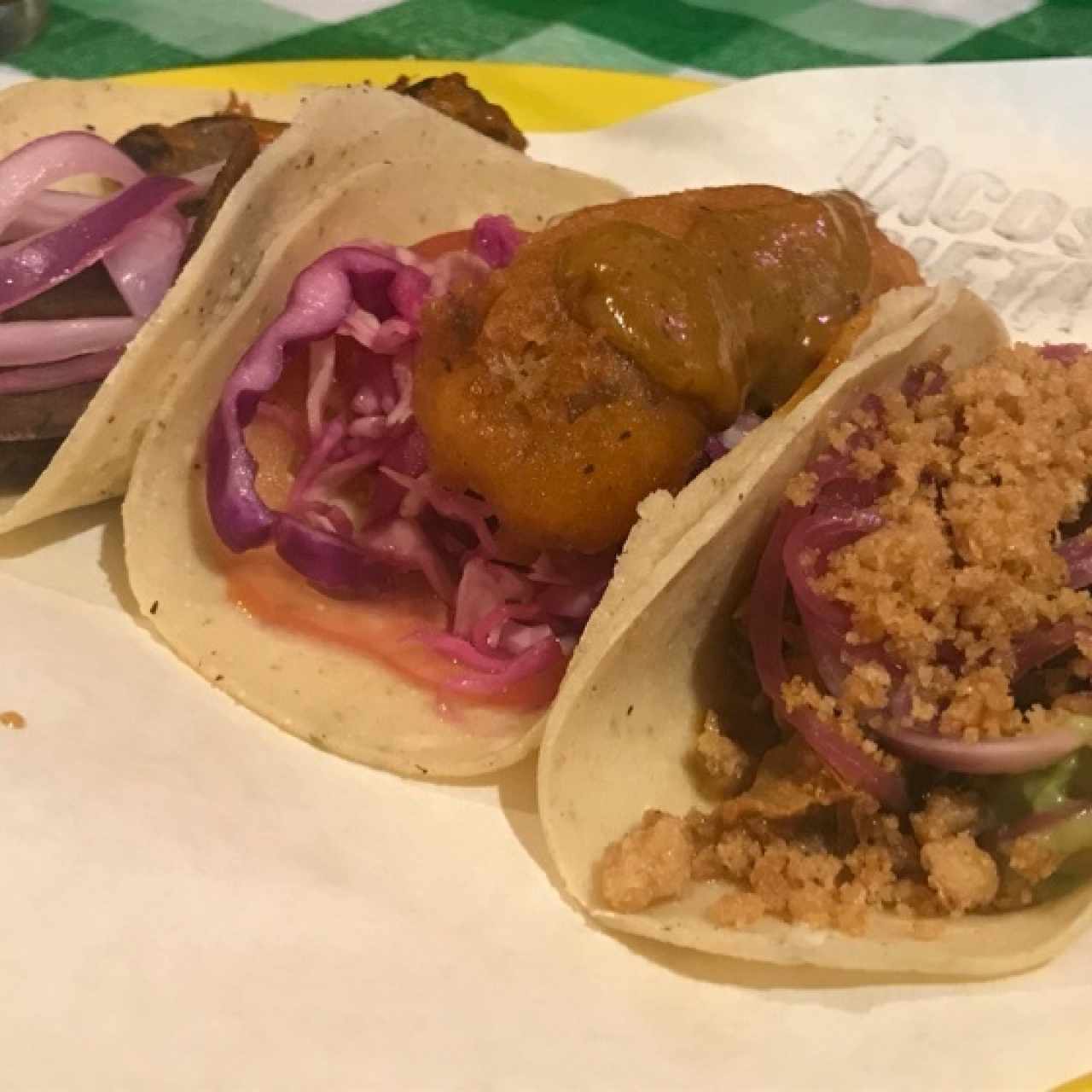 taquitos de lengua, puerco y pescado