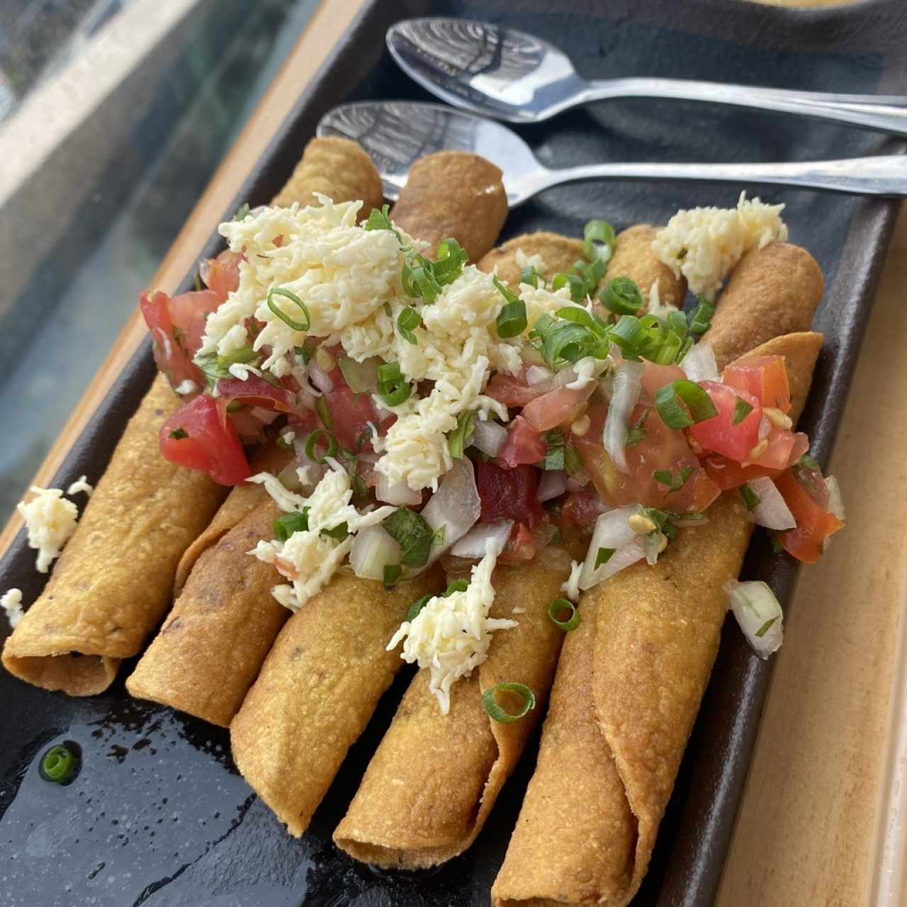 Flautas de Pollo (5 unidades)