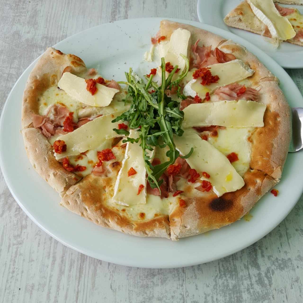 Pizza Blanca Brie