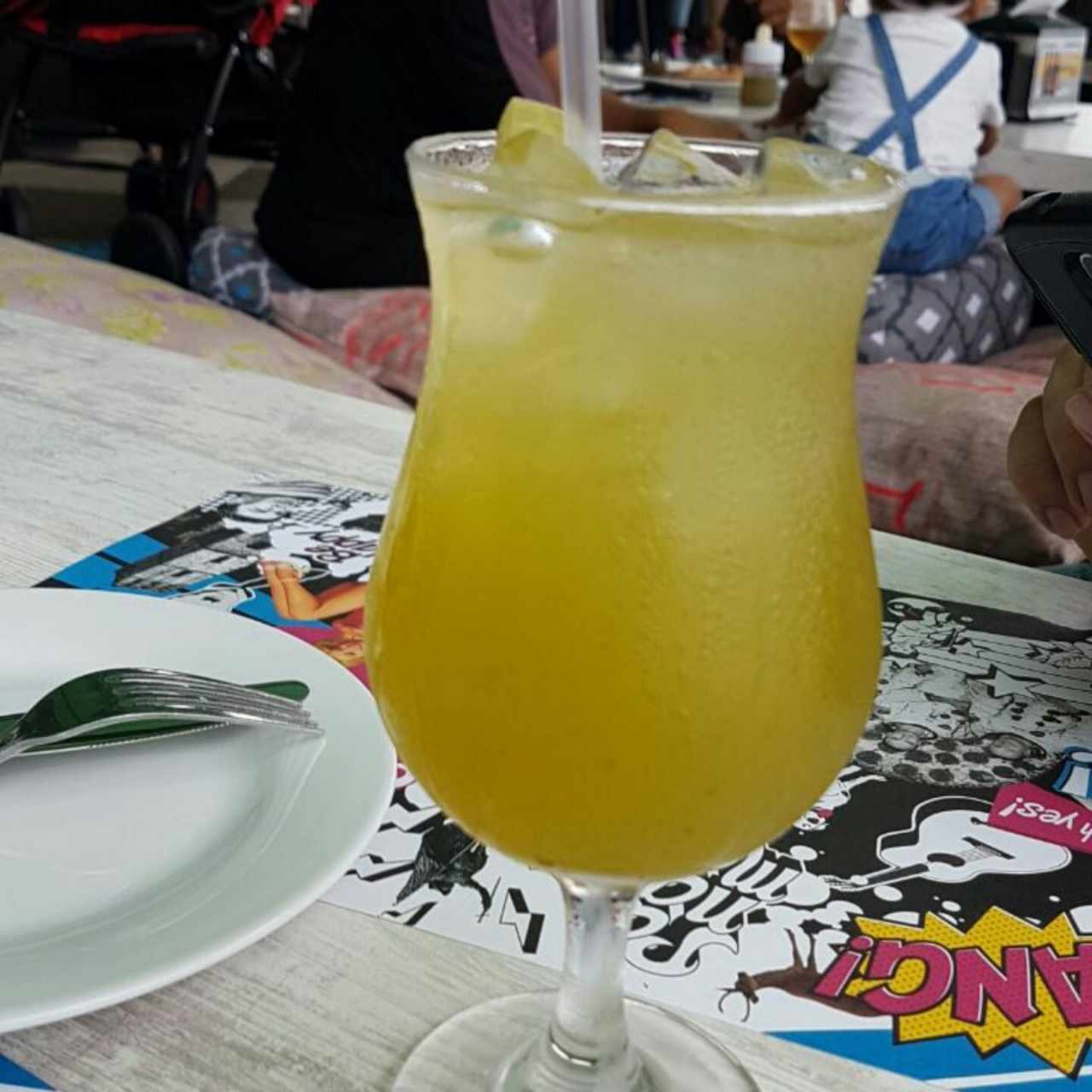 Limonada con hierba buena