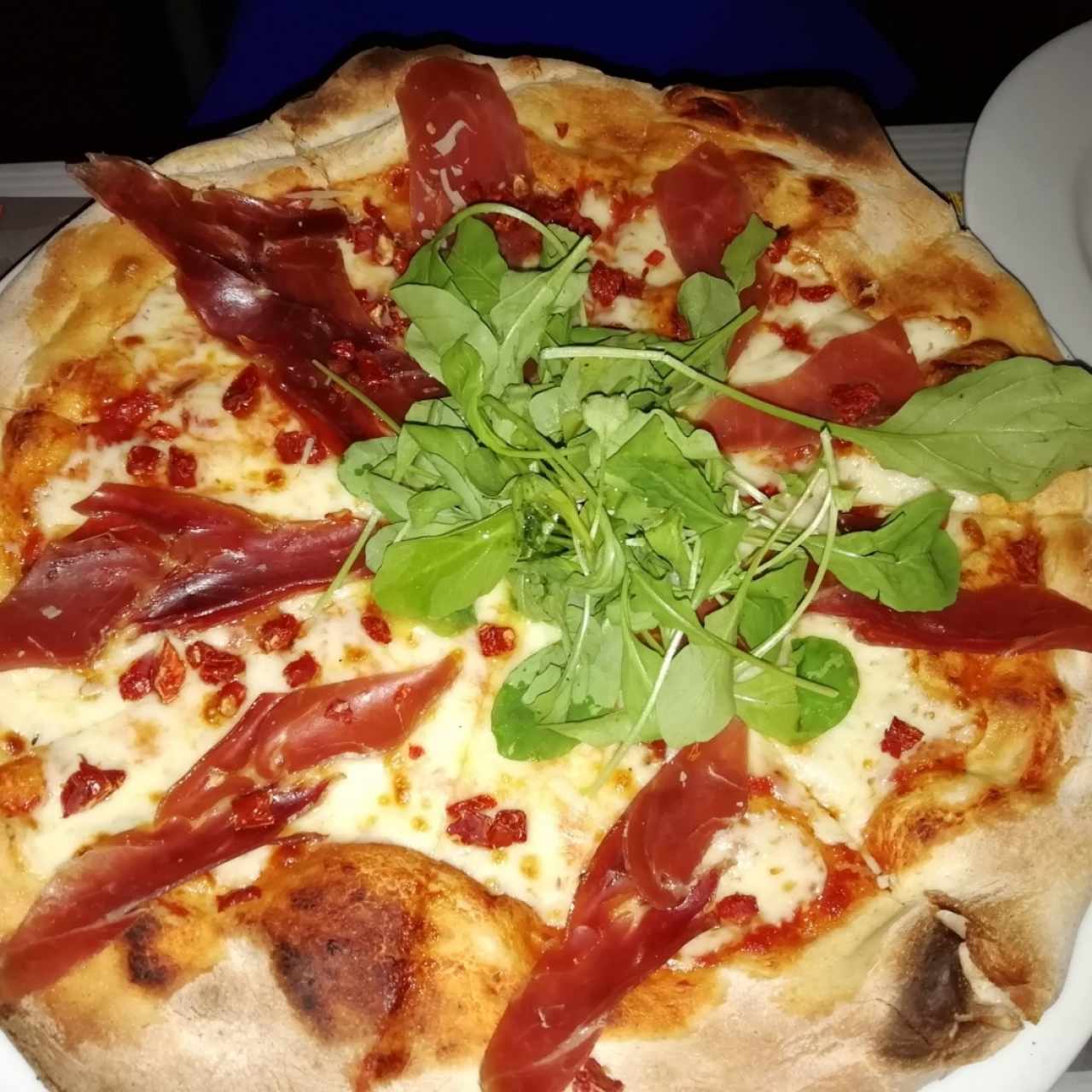 Pizza de Jamón Serrano