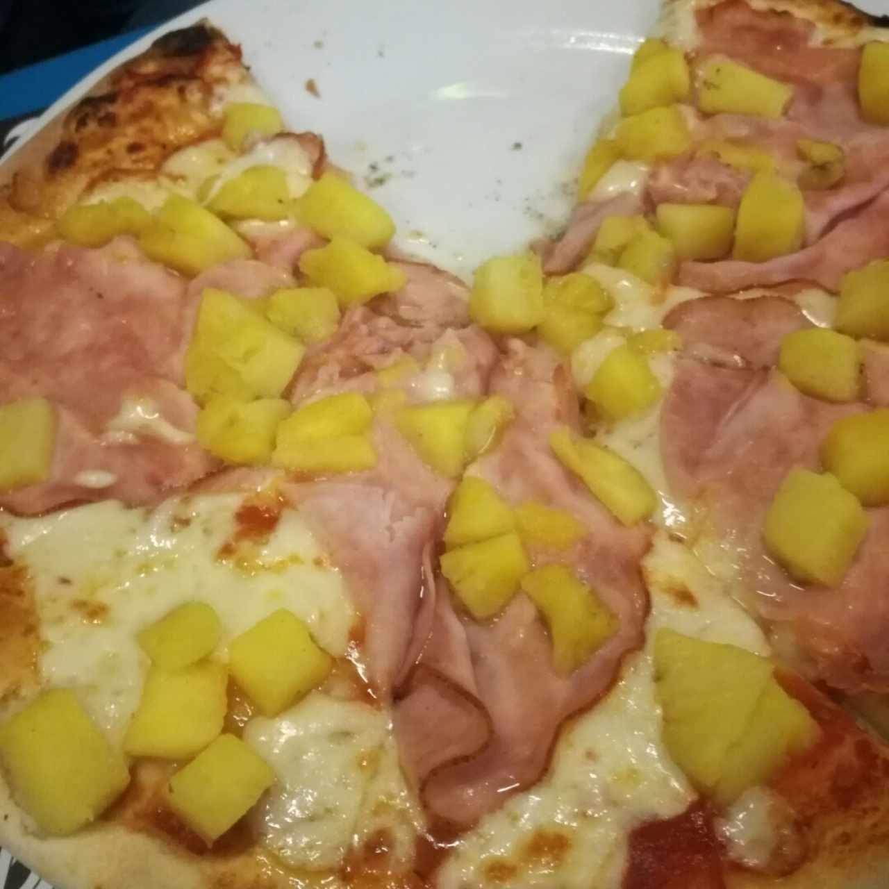 Pizza Hawaiana