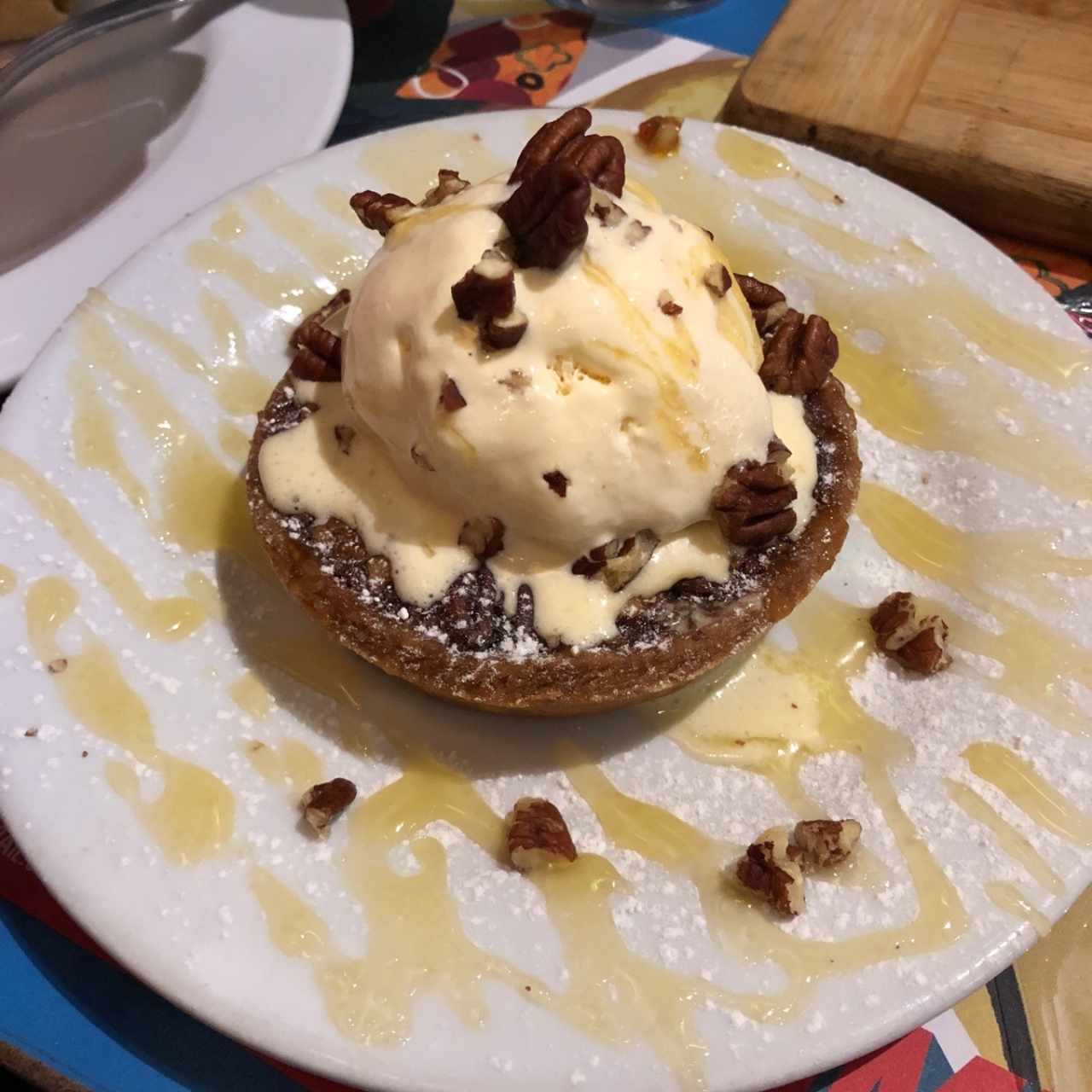 Pecan pie con helado