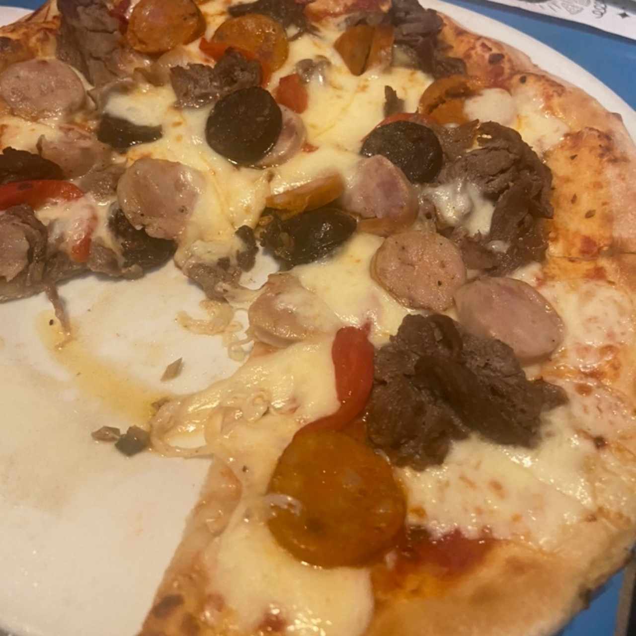 pizza de carnes 