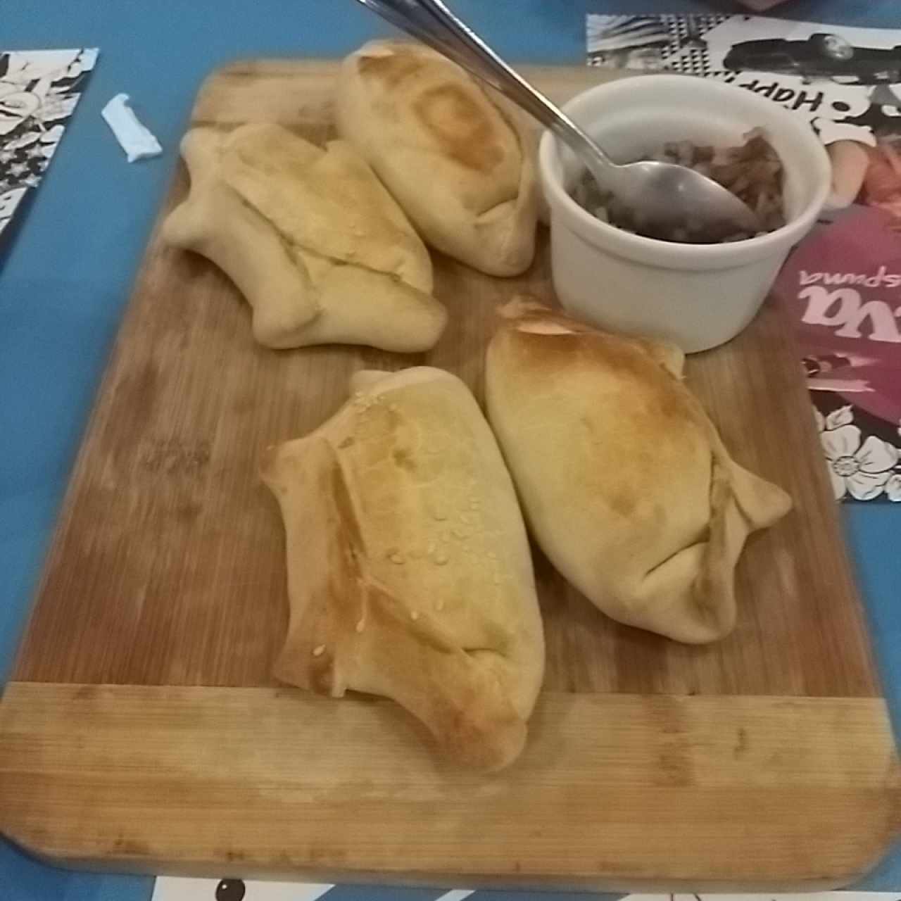 empanadas de carne y pollo