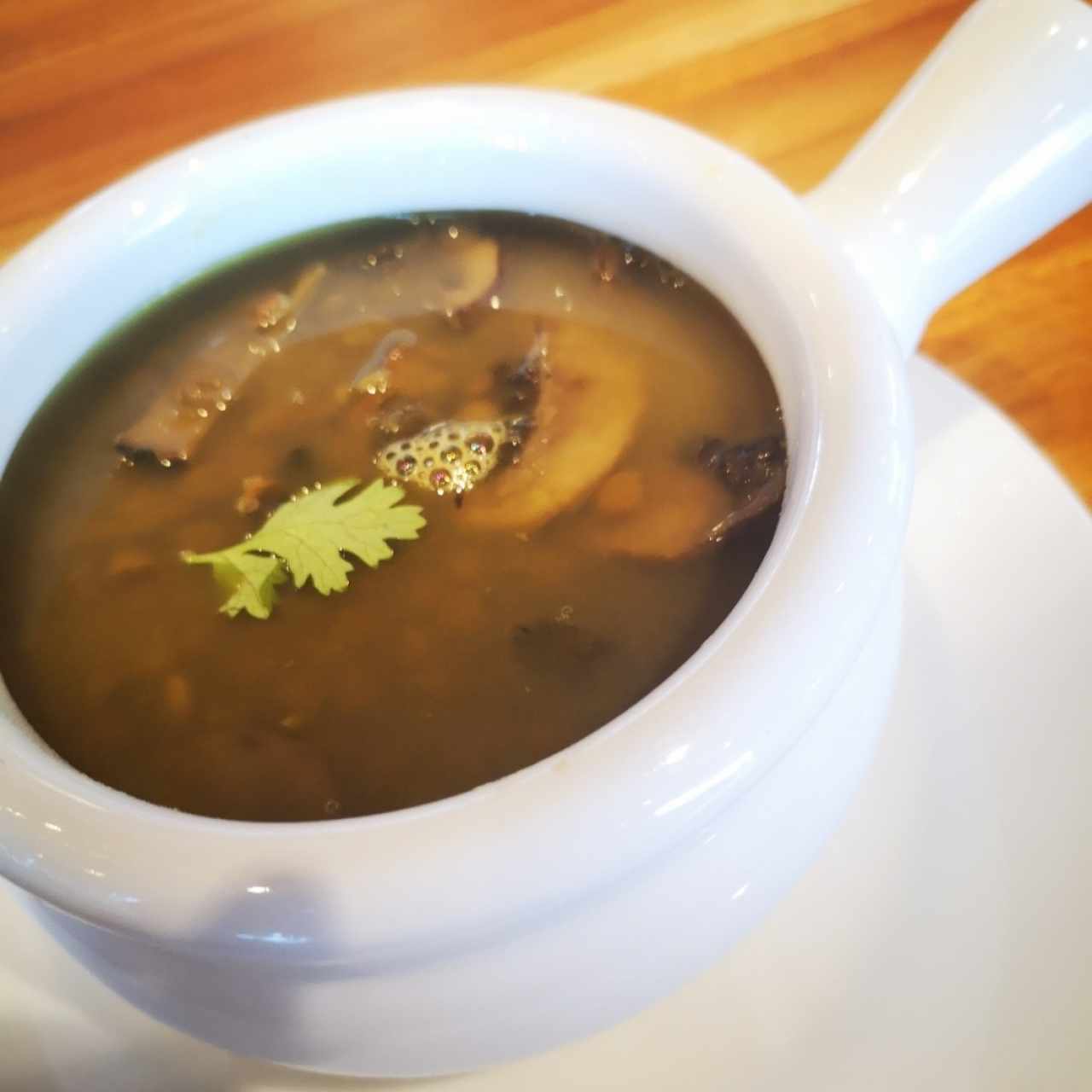 Sopa de lentejas y champiñones