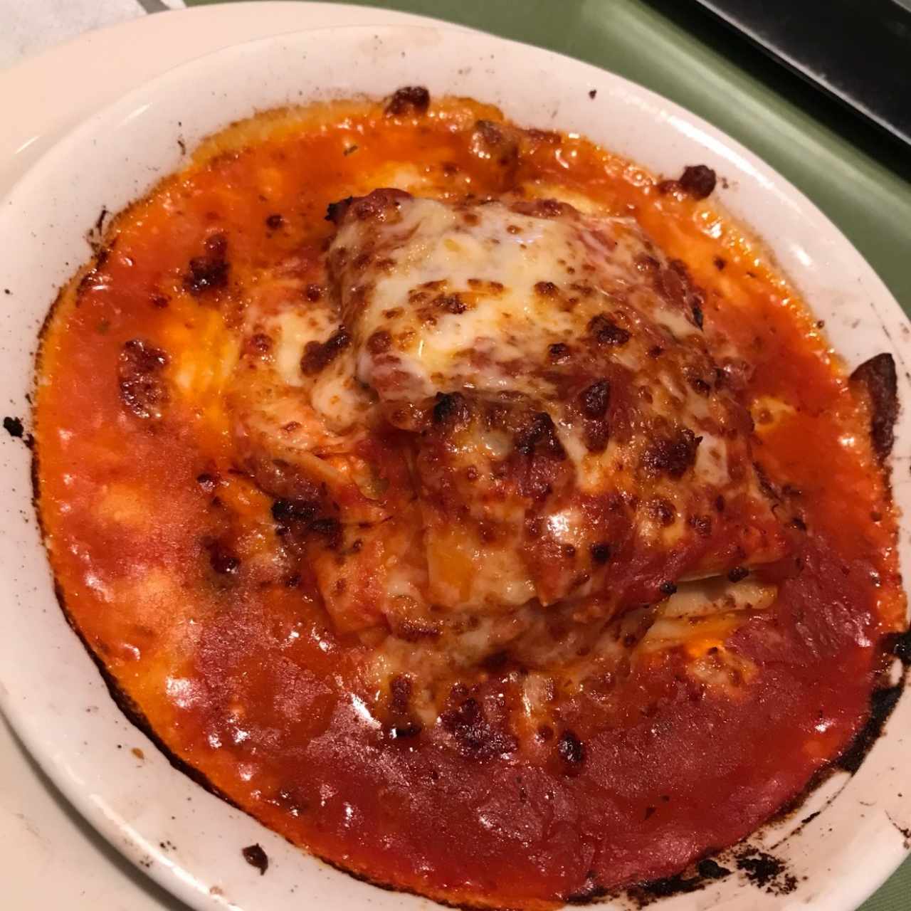 Lasaña de pollo gratinada