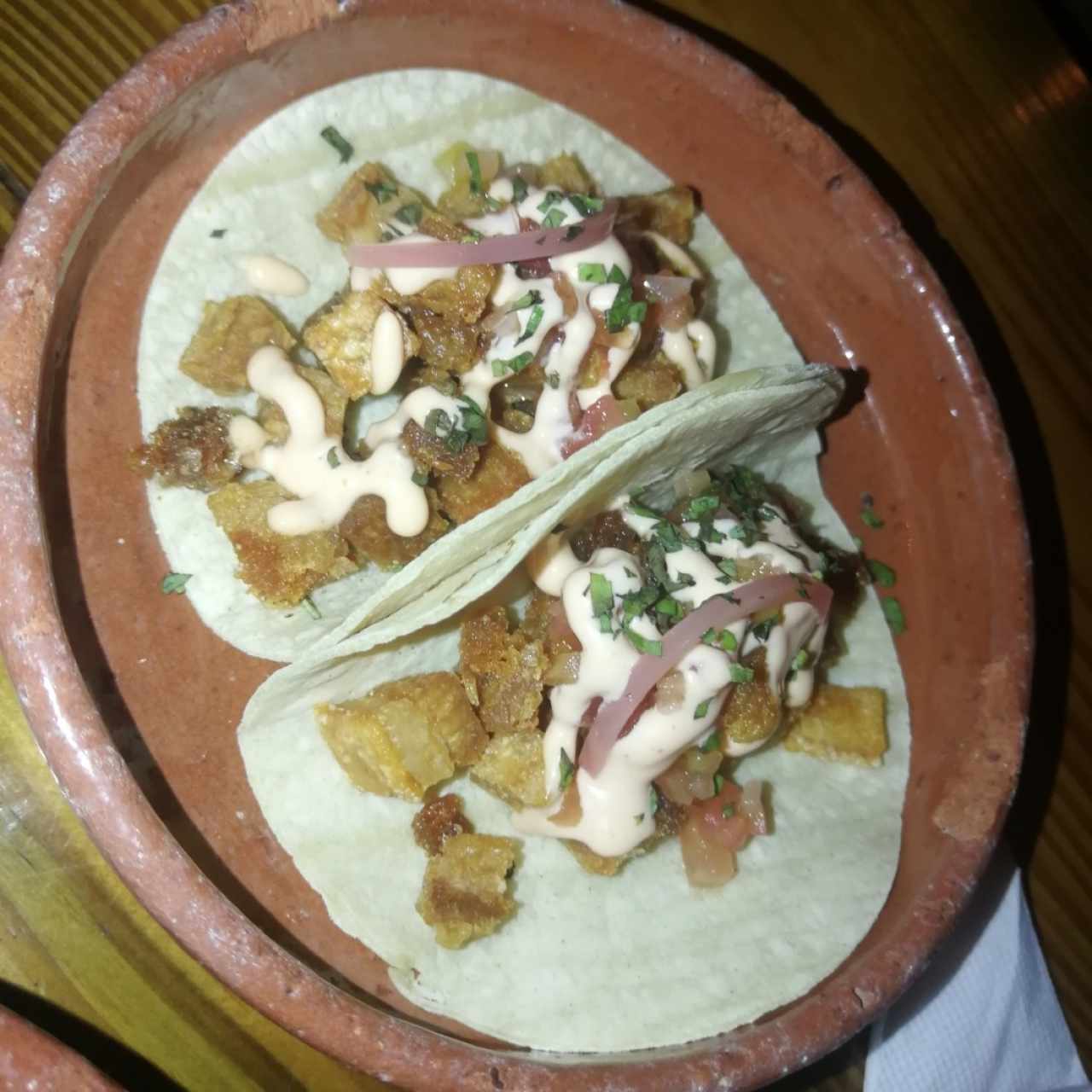 tacos de chicharrón 