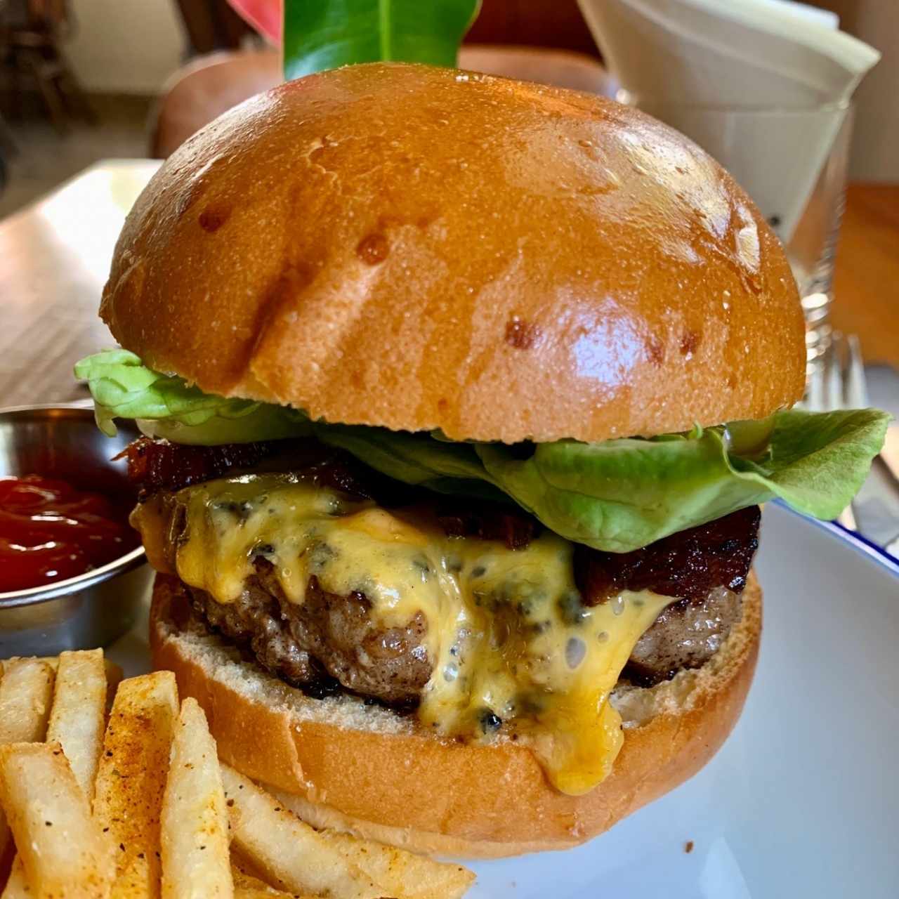 The Smokey Cheeseburger - Burger Week 2020