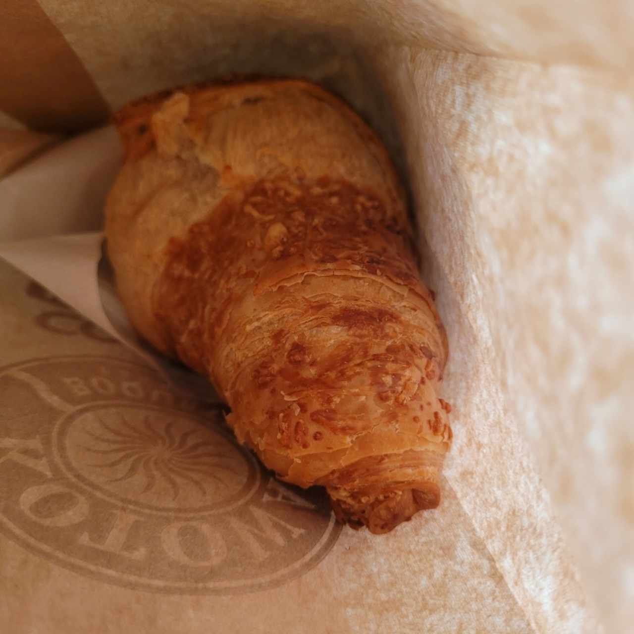 croissant jamón y queso 