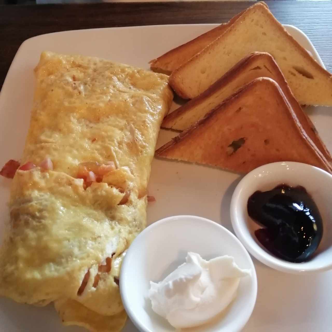 Omellette con jamón 