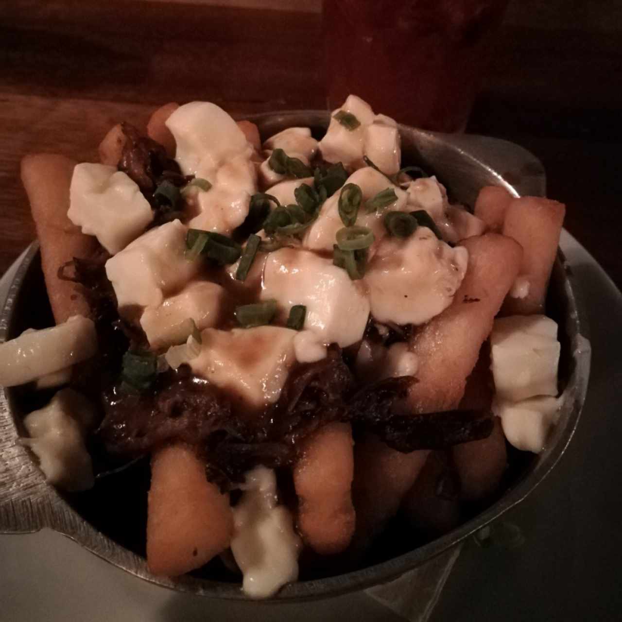 Poutine panameño