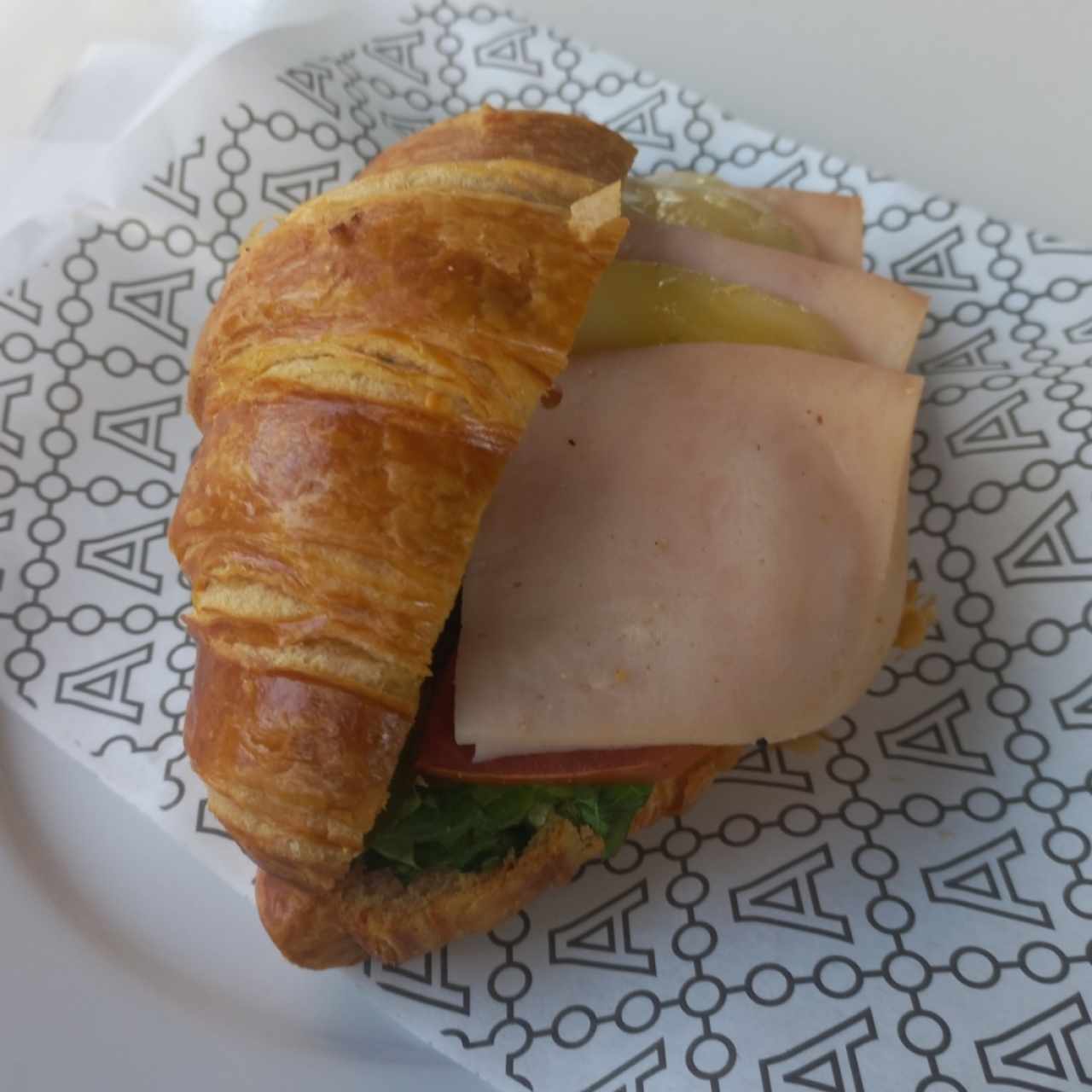 Croissant pavo suizo