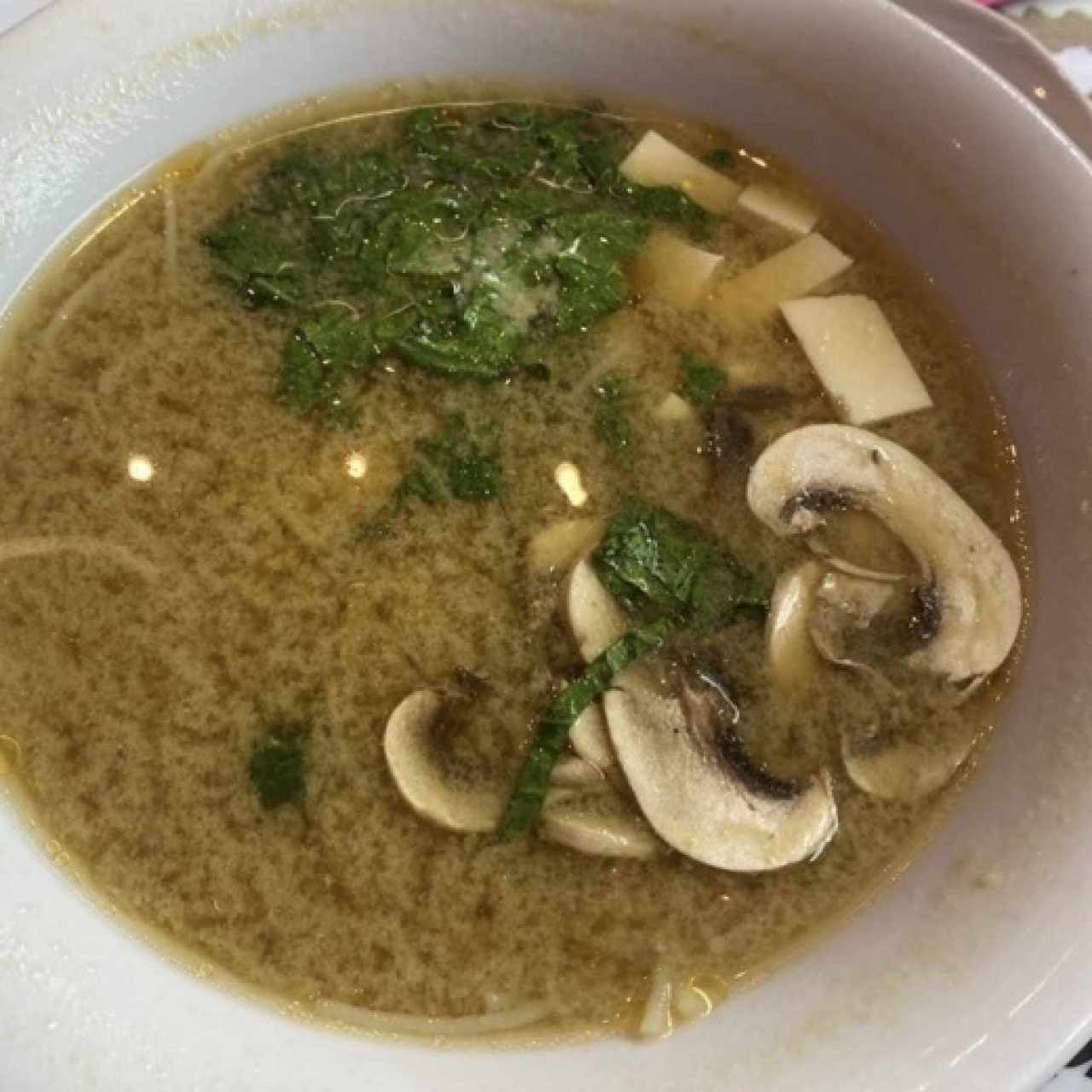 Sagradas Sopas - Miso Nación