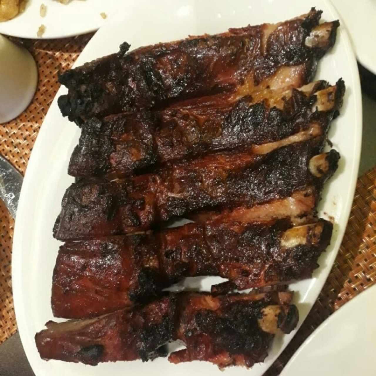 costillas asadas muy buenaaaas 