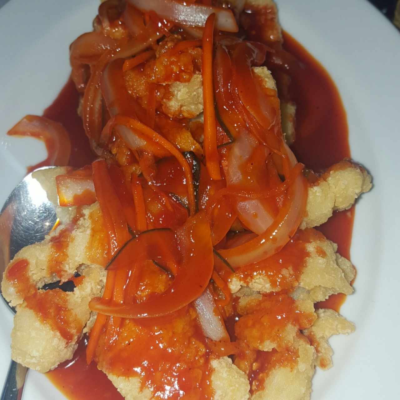 Filete de pescado es salsa agri dulce