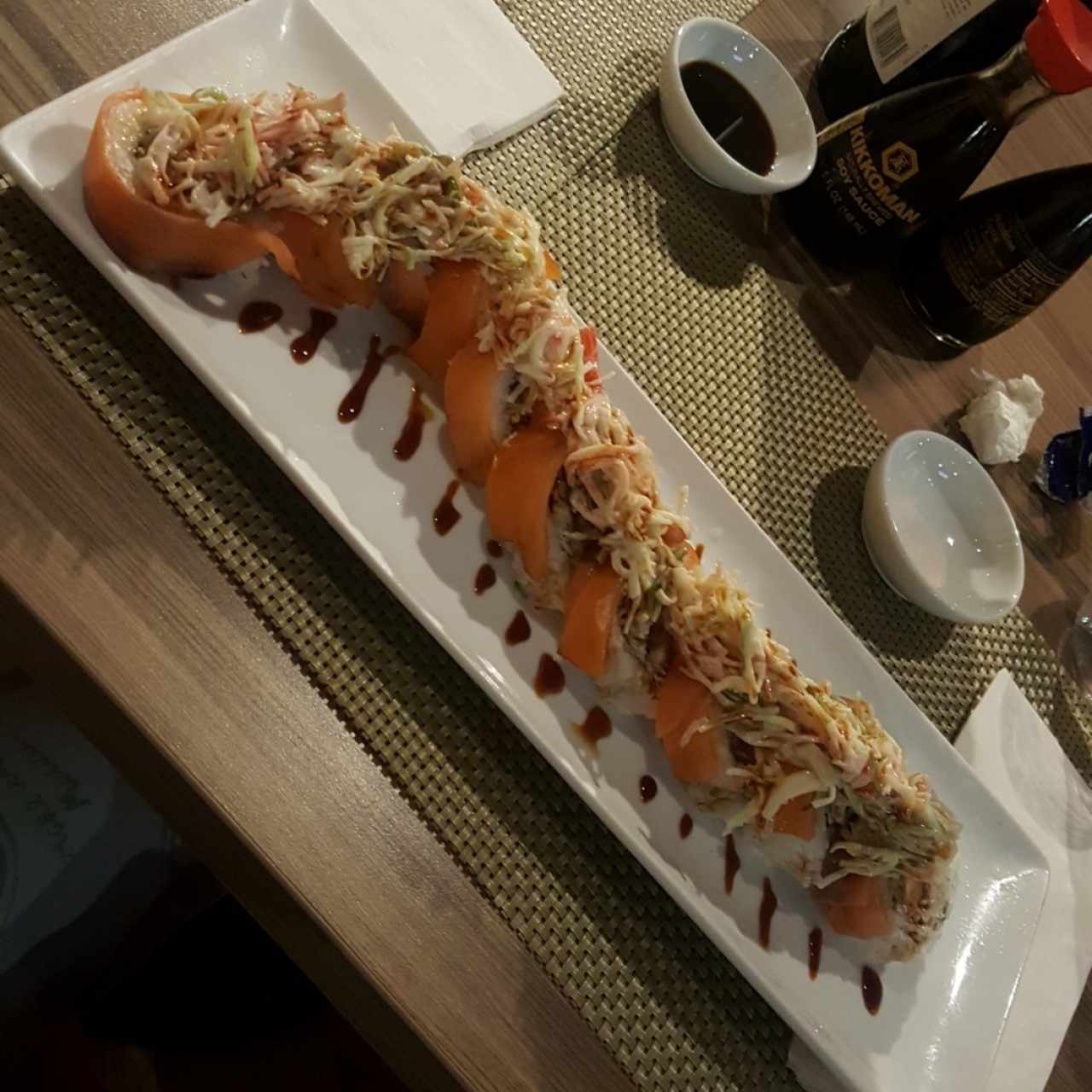 Sushi de pollo y Salmón