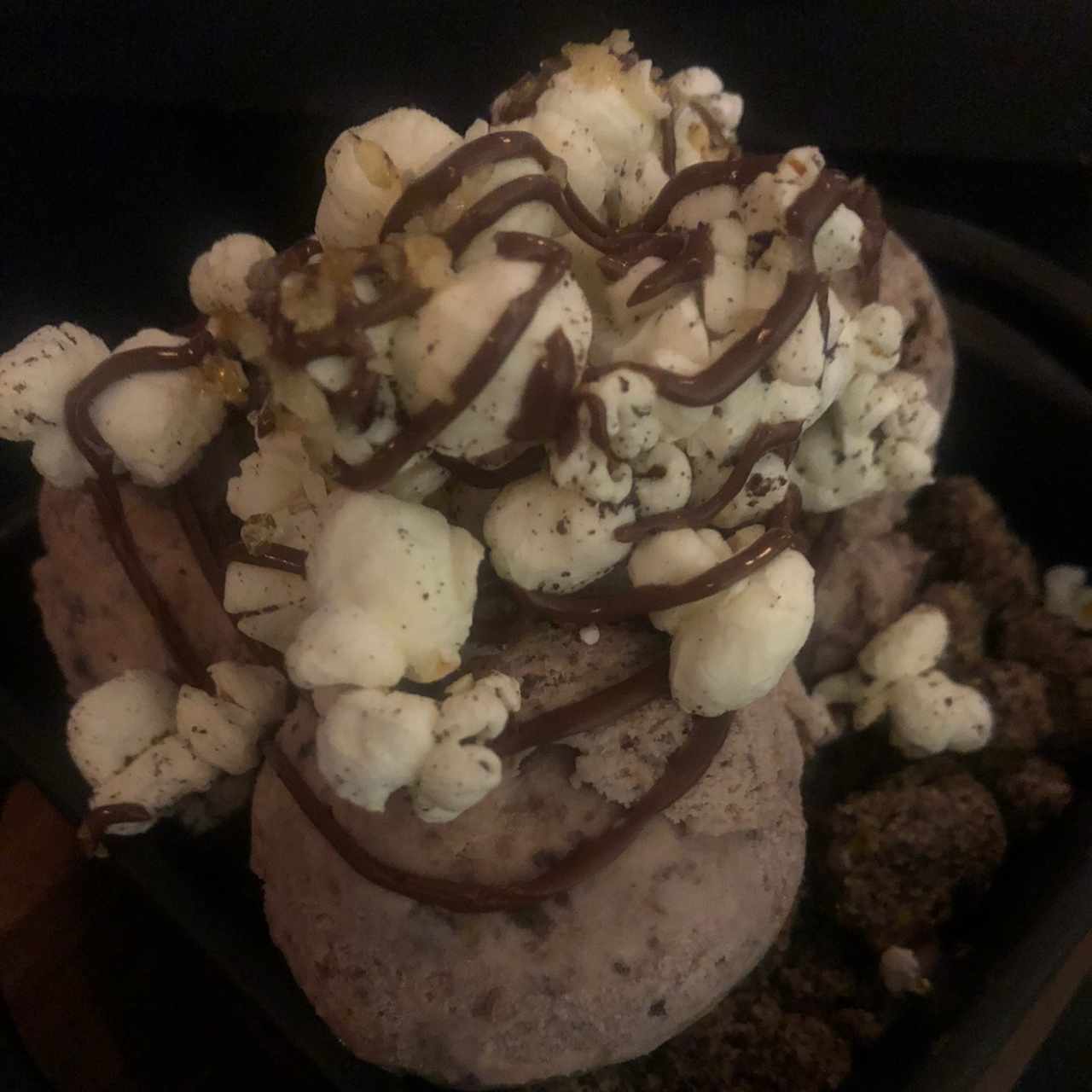 Popcorn nutella en tierra de oreo 