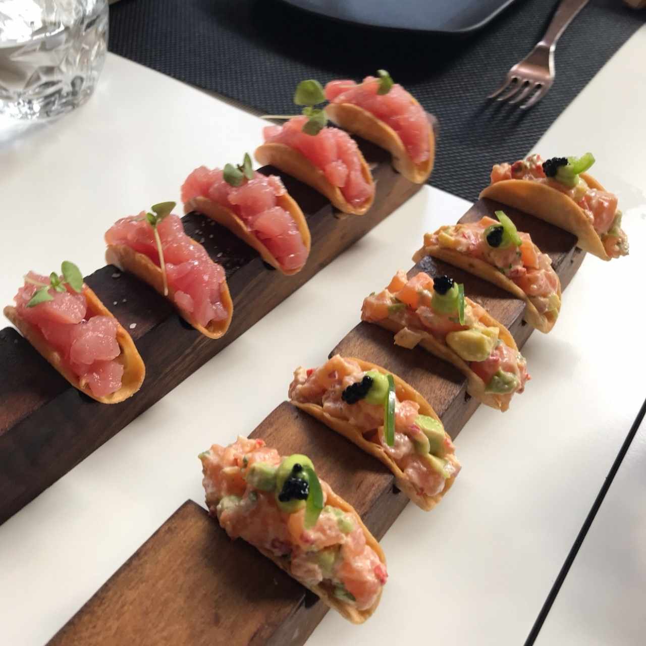 tacos de atun y de salmón