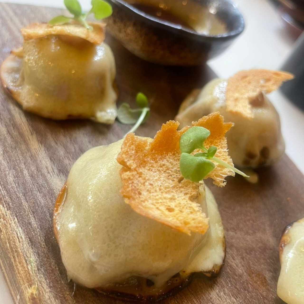 Dumplings de sopa de cebolla