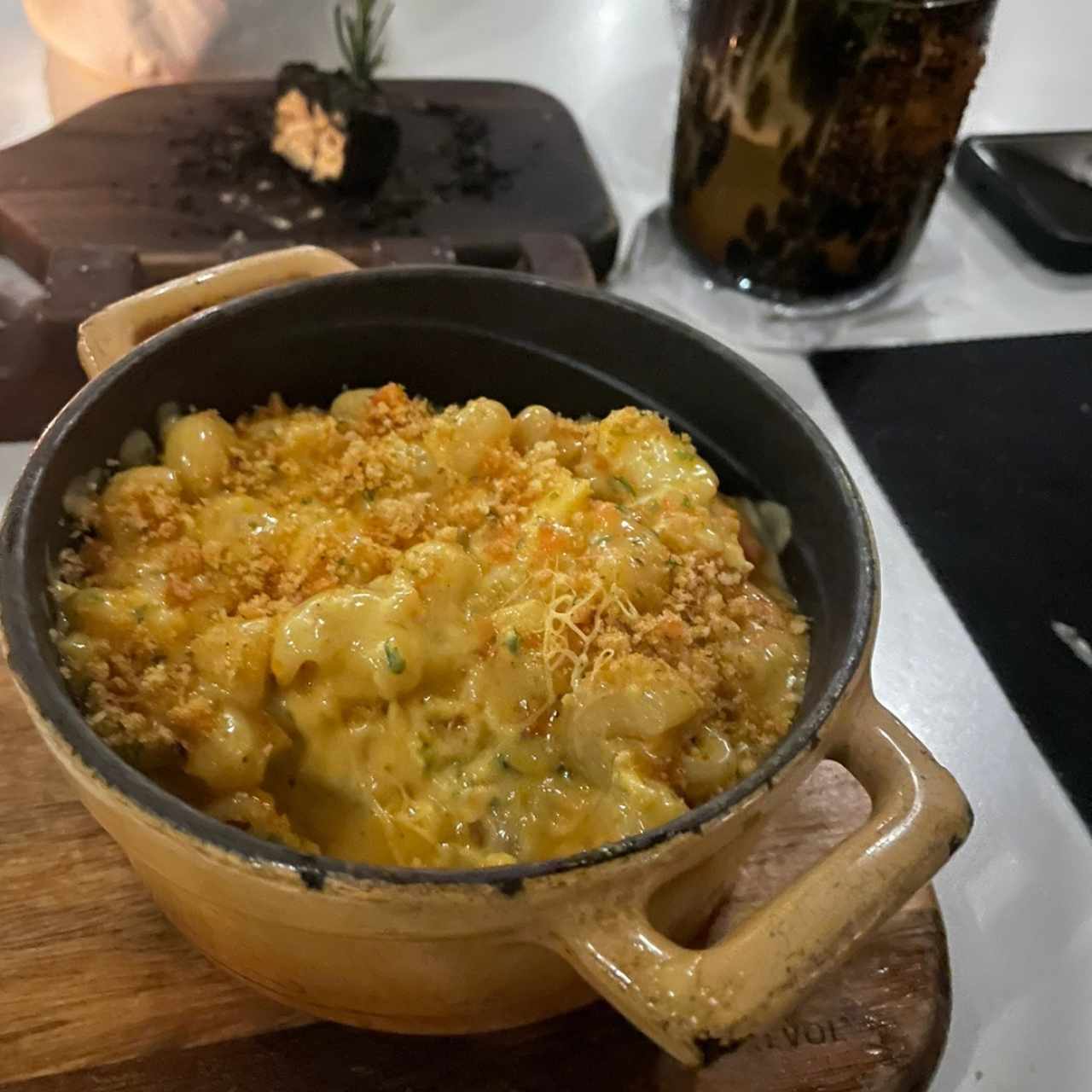 Lobster mac & cheese