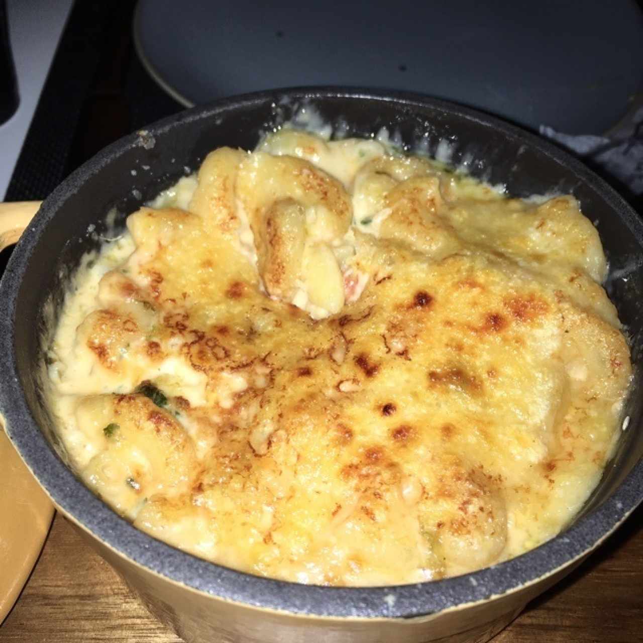 Lobster mac & cheese