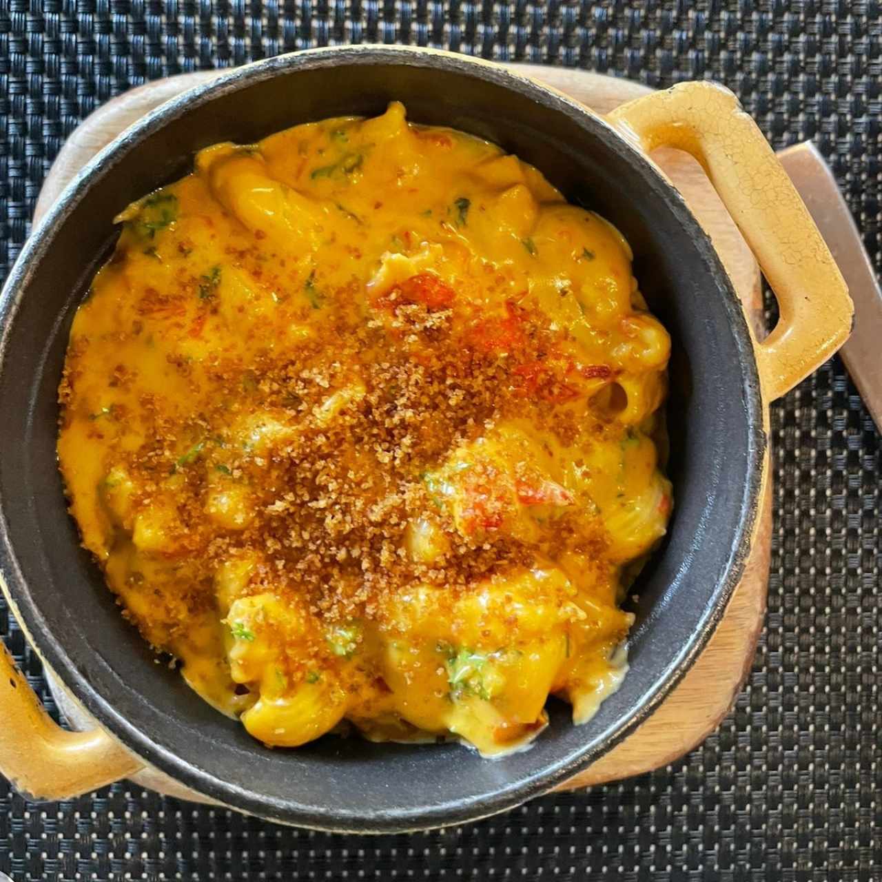 Lobster mac & cheese