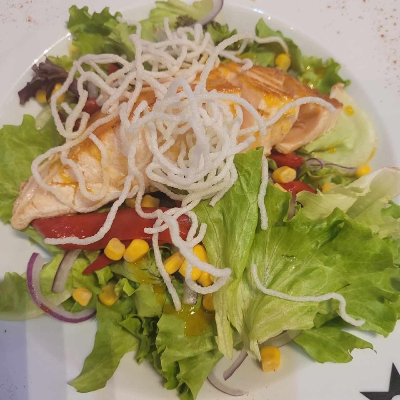 Ensalada Daidai de Salmon