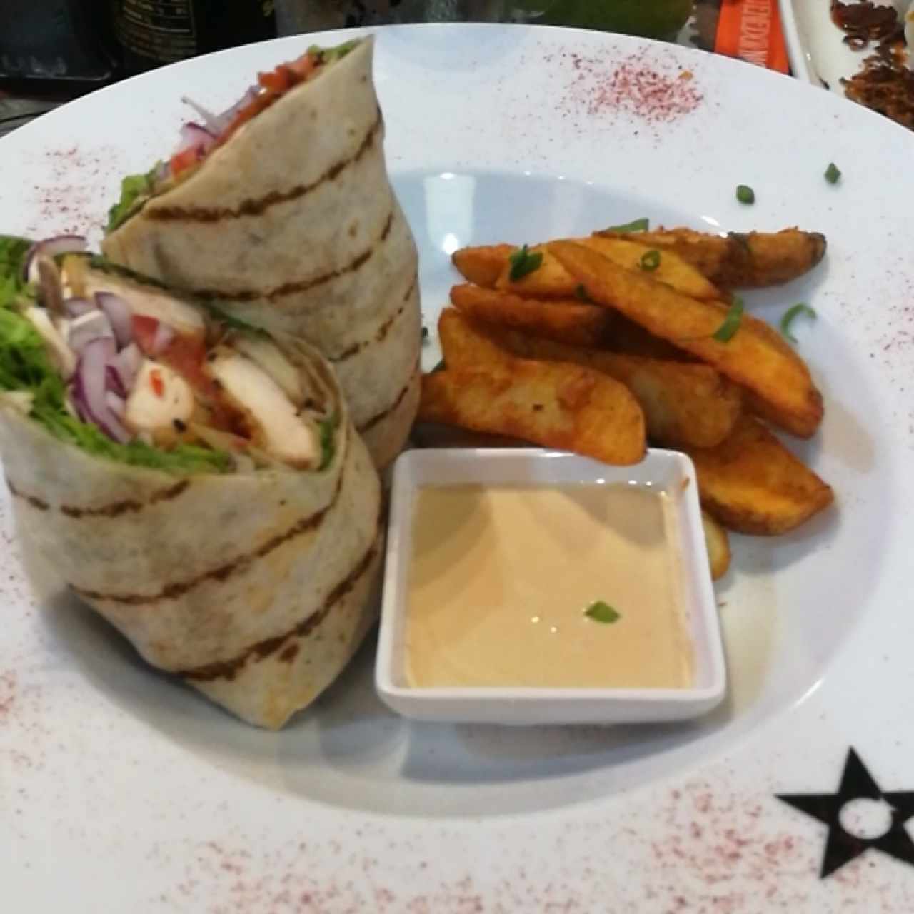 wrap de pollo thai