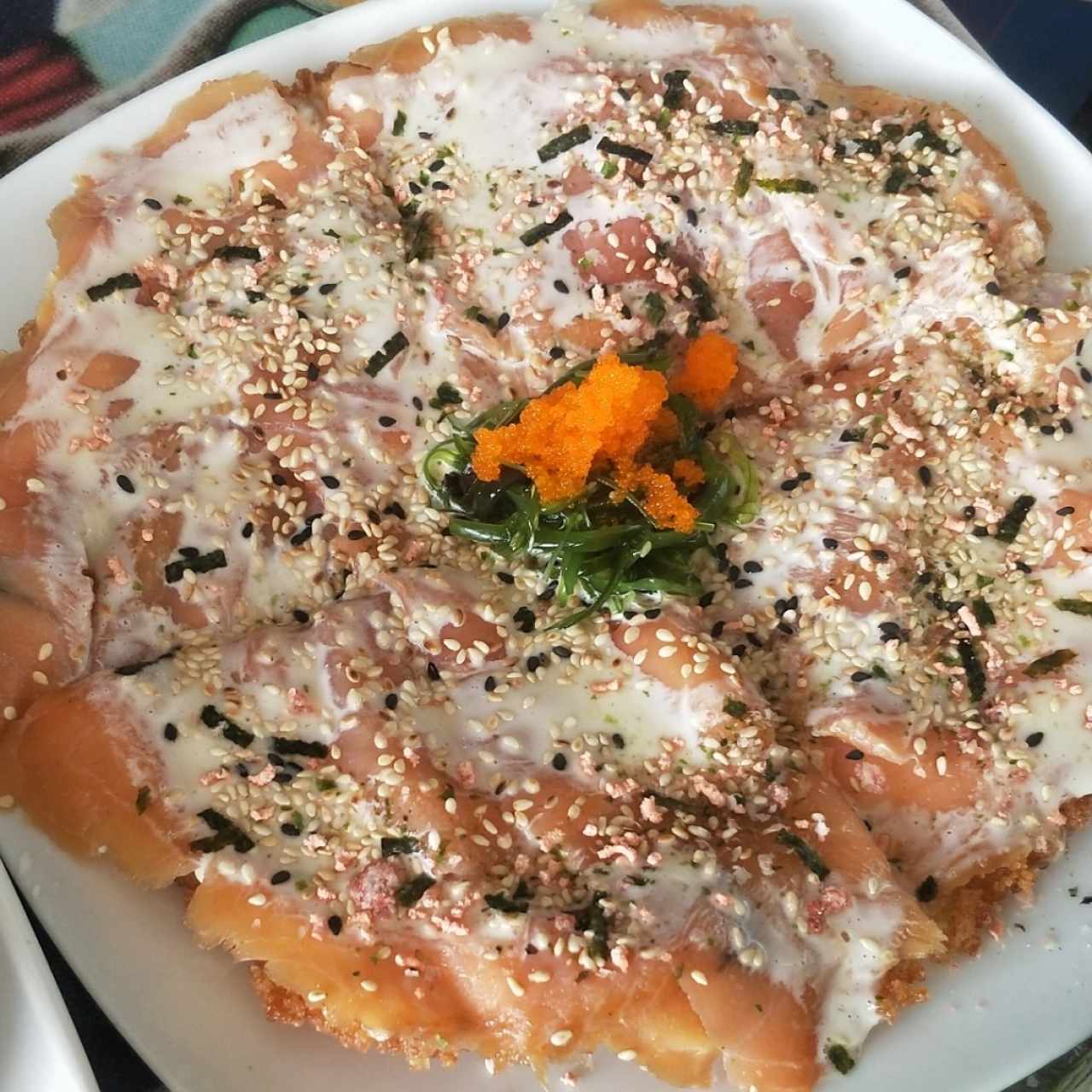 Sushi Pizza de Salmón Ahumado